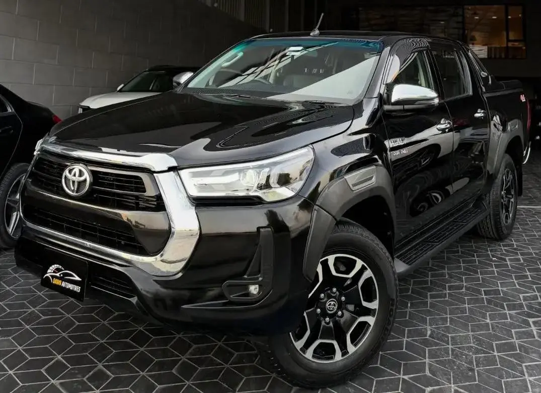 Toyota Revo